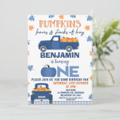 Blauwe pompoen vrachtwagen pompoen bladeren hooi 1 kaart (Staand voorkant)