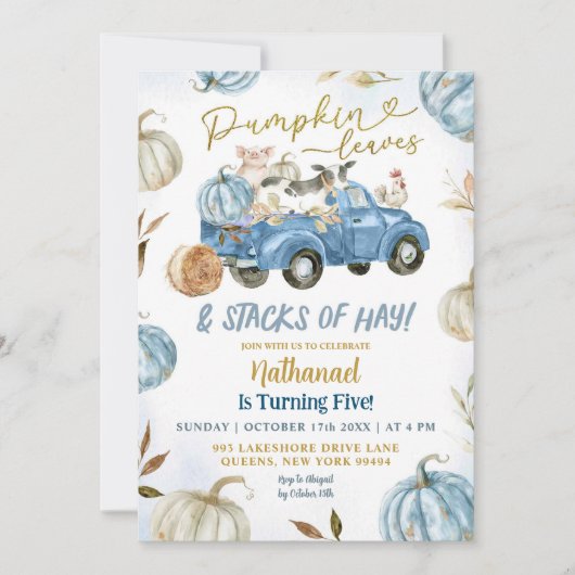 Blauwe pompoenbladeren en stapels hooi verjaardag kaart (Voorkant)