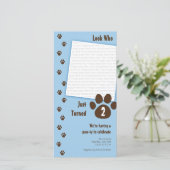 Blauwe poot Afdrukdag Uitnodiging (Staand voorkant)