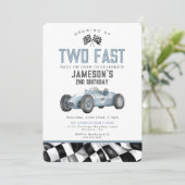 Blauwe Race Auto Twee Snelle 2e Verjaardagsfeestje (Staand voorkant)