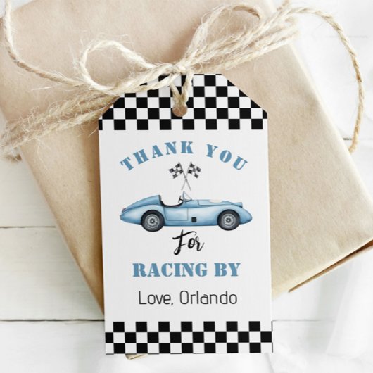 Blauwe raceauto Jongens racing verjaardag bedankt Cadeaulabel