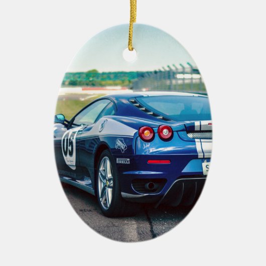 Blauwe raceauto keramisch ornament (Voorkant)