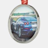 Blauwe Raceauto Metalen Ornament (Links)