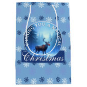 Blauwe Rendier Sneeuwvlokken Kerstmis Medium Cadeauzakje (Voorkant)