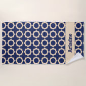 Blauwe Retro Vibe Bloempatroon Monogram Strandlaken (Voorkant)