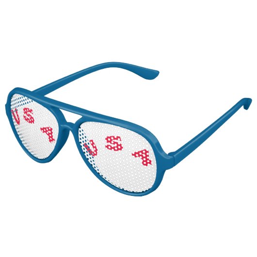 Blauwe rode avonturiderpartij, witte glazen aviator zonnebril (Gekanteld)