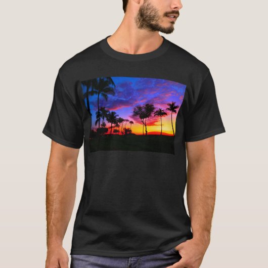 Blauwe Rode Zonnezon Exotische Hawaiian Beach Palm T-shirt (Voorkant)
