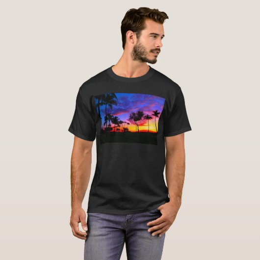 Blauwe Rode Zonnezon Exotische Hawaiian Beach Palm T-shirt (Voorkant volledig)