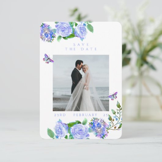 Blauwe Roos Lint Monogram Foto Bruiloft  Save The Date (Staand voorkant)