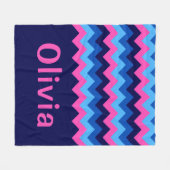 Blauwe roze Chevron Monogram Middelgrote Vleekbank Fleece Deken (Voorkant (Horizontaal))