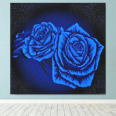 Blauwe Rozen op Donkere Achtergrond Canvas Afdruk (Insitu (Houten vloer))