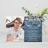 Blauwe Rustieke Slingerlichtjes Foto Afstudeerfees Kaart (Staand voorkant)