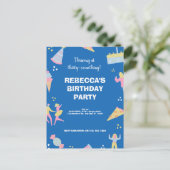 Blauwe schattige ijspizza verjaardagsfeest uitnodiging briefkaart (Staand voorkant)