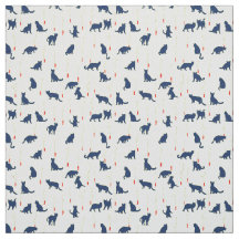 Blauwe schattige kittens en rode vissen