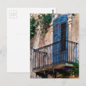 Blauwe Siciliaanse deur op het balkon Briefkaart (Voorkant / Achterkant)