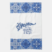 Blauwe sierbloemen keukenhanddoek – (Verticaal)