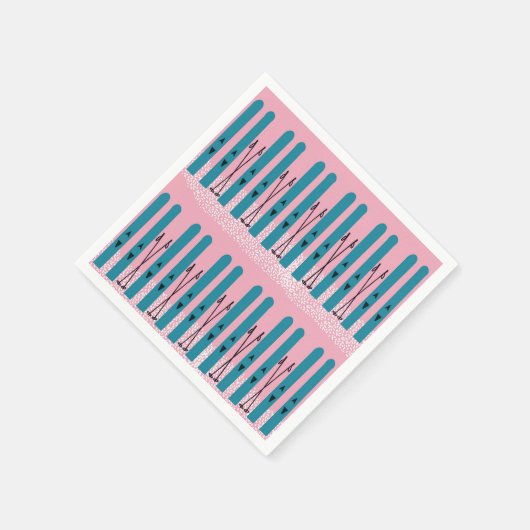 Blauwe ski's op sneeuw & roze achtergrond servet (Hoek)