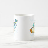 Blauwe sla glijdt over ijs koffiemok (Center)