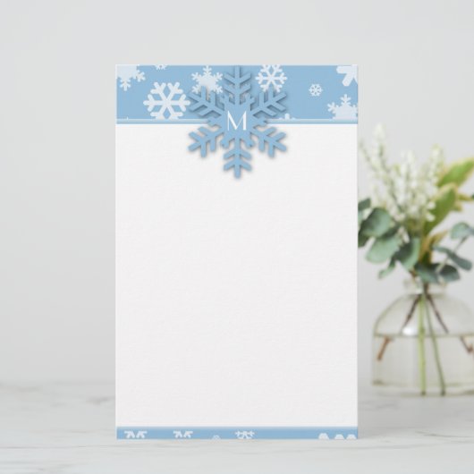 Blauwe Sneeuwvlok Grens met Monogrammed Sneeuwvlok Briefpapier (Staand voorkant)