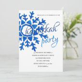 Blauwe Sneeuwvlok Hanukkah Feest Uitnodiging (Staand voorkant)