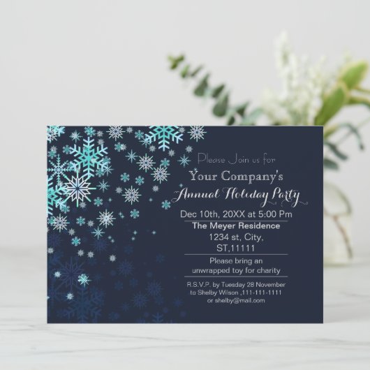 blauwe sneeuwvlokken feestdag Uitnodiging (Staand voorkant)