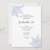 Blauwe sneeuwvlokken op het witte winterVrijgezell Kaart (Voorkant)