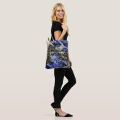 Blauwe Sodaliet Tote Bag (Op model)