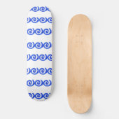 Blauwe spiralen patroon op wit persoonlijk skateboard (Voorkant)