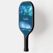 Blauwe sterren penseelstreken, witte scriptnaam, b pickleball paddle (Links)