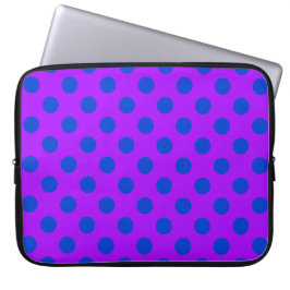 Blauwe stippen op paars laptop sleeve