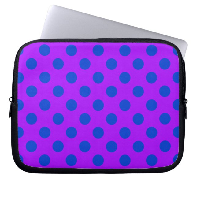 Blauwe stippen op paars laptop sleeve (Voorkant)