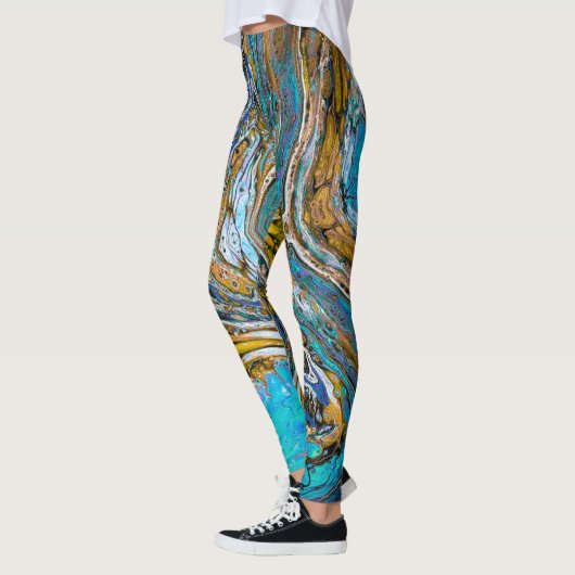 Blauwe strand, rivierwater en abstracte stenen kun leggings (Links)