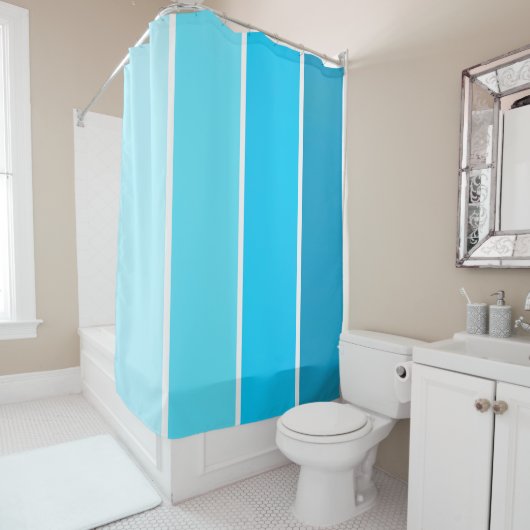 Blauwe streepjes douchegordijn (In situ)