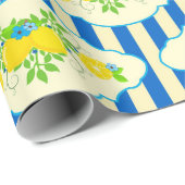 Blauwe streepjes en leemons en bladspatroon cadeaupapier (Rol Hoek)
