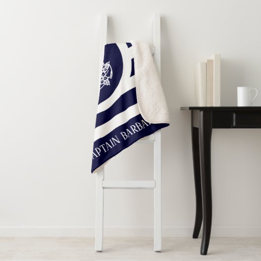 Blauwe strepen patroon met automatische kantelvera sherpa deken (In situ)