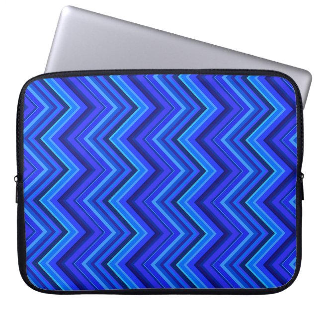 Blauwe strepen zigzagpatroon laptop sleeve (Voorkant)