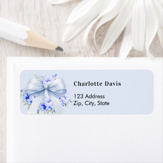 Blauwe strik bloemend retouradres  etiket (Insitu)