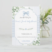 Blauwe Strik Gingham Baby Shower Save the Date (Staand voorkant)