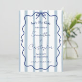 Blauwe Strik Golvend Kader Whimsical Huwelijk Save The Date (Staand voorkant)