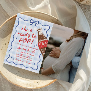Blauwe strik Ze staat op springen Baby Shower Foto Kaart