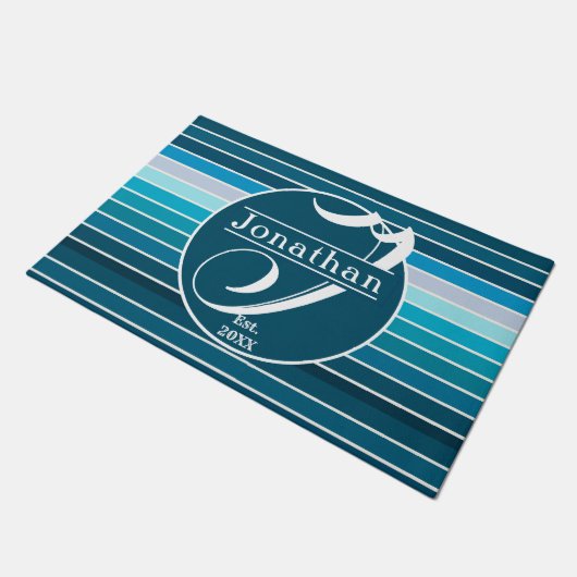 Blauwe Stripes Navy, Sky Blue, Aqua Monogrammed Deurmat (Schuin)