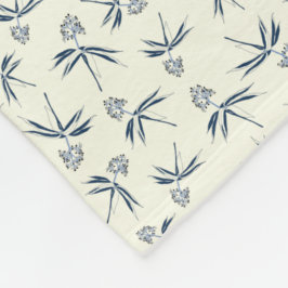 Blauwe tak op crème - naadloos patroon. fleece deken