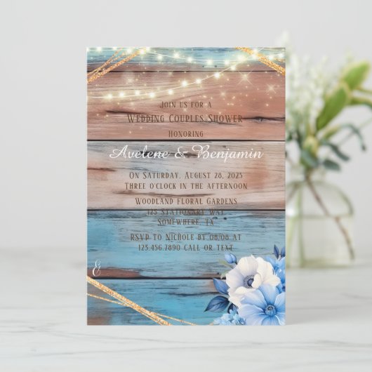 Blauwe Tan Houten Lichten Bloemen Bruiloft Koppels Kaart (Staand voorkant)