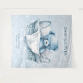 Blauwe Teddybeer in mandachtergrond Wandkleed (Voorkant (horizontaal))