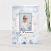 Blauwe Tint Anjer Bloemen Begrafenisdienst Gevouwe Programma (Voorkant)