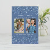 Blauwe tinten Sneeuwvlokken Kerstmis Stijlvol 2 fo Feestdagenkaart (Staand voorkant)