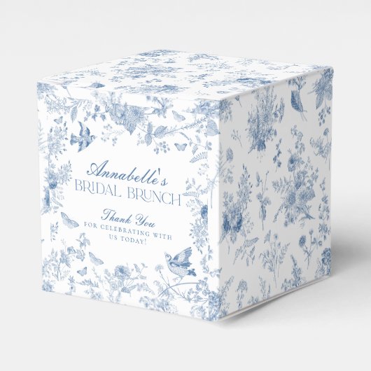 Blauwe Toile De Jouy Bloemrijke Bruids Brunch Favo Bedankdoosjes (Voorkant Zijde)