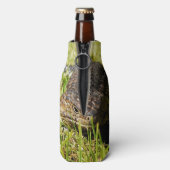 Blauwe tonghagedis in de gras, flesjeskoeler (Fles Achterkant)
