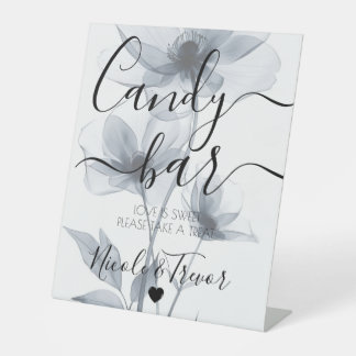 Blauwe Transparante Bloemen Calligrafie Snoepbar Reclamebord Met Voetstuk