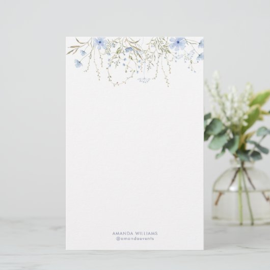 Blauwe Tuin Bloemen Monogram Papier Papier (Staand voorkant)